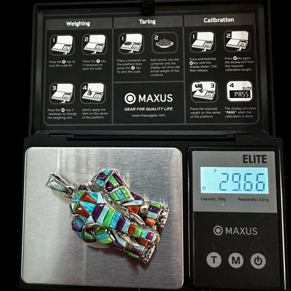 Beautiful Solid Sterling Silver Elephant Pendant in Turquoise & Coral Stones - Picture 10 of 12